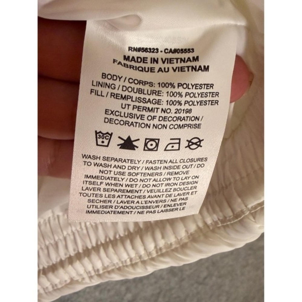 Nike Womens Puffer Vest White Full Zip Quilted Sleeveless Jacket Stand Collar - Picture 11 of 14